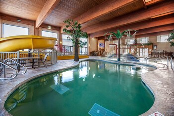 Comfort Suites,Green Bay>>Ashwaubenon,3 star