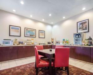 spark by hilton la grange