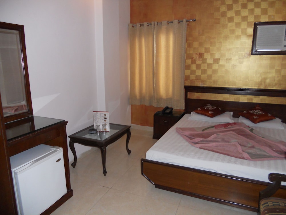 hotel amax inn