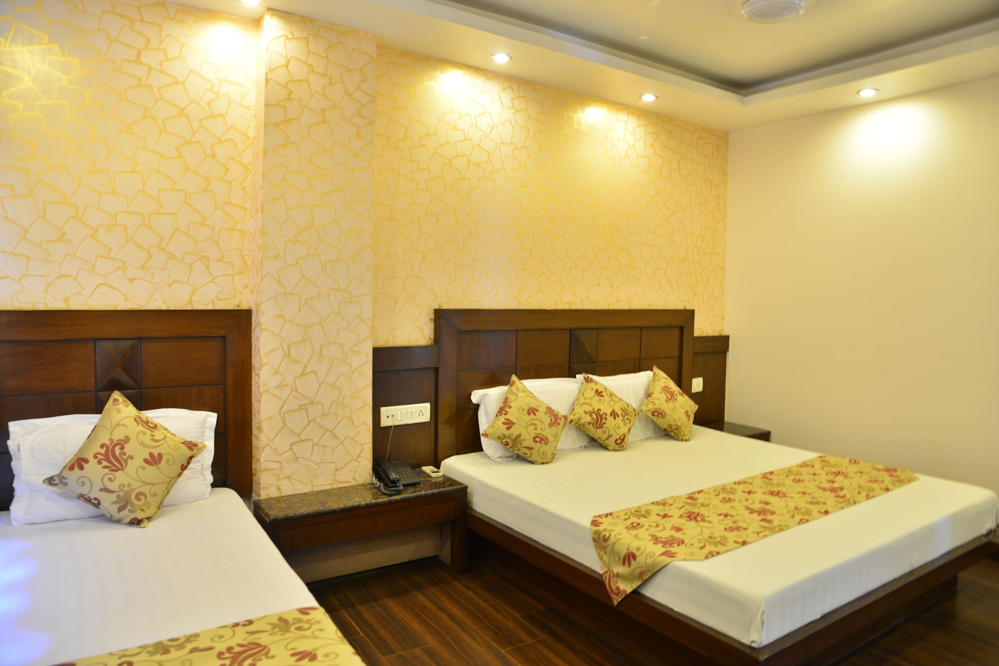 hotel amax inn