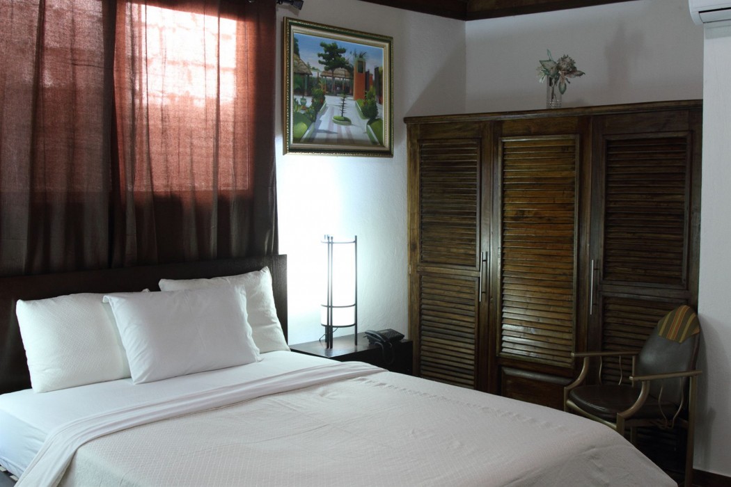 La Maison Hotel,Port-Au-Prince>>Carrefour,3 star
