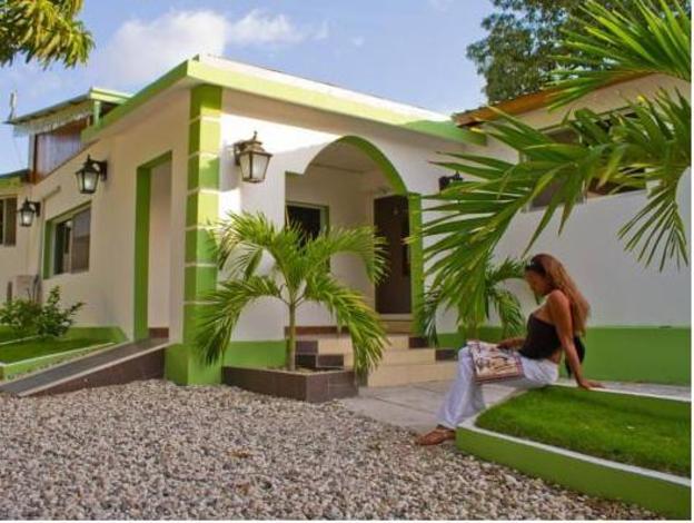 la maison hotel