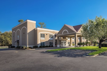 red roof inn and suites albany ga