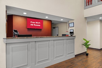 Red Roof Inn & Suites Albany, Ga,Dougherty County>>Albany,2 star