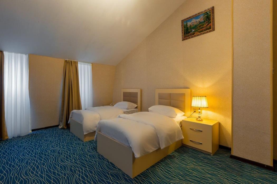 comfort hotel baku