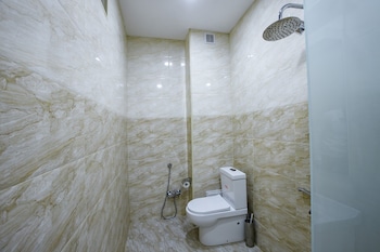 comfort hotel baku