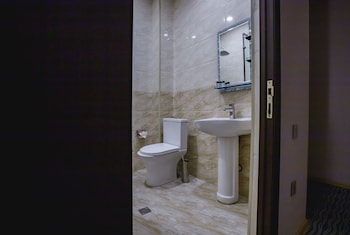 comfort hotel baku