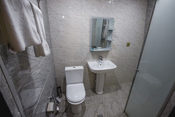 comfort hotel baku