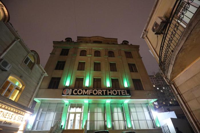 comfort hotel baku