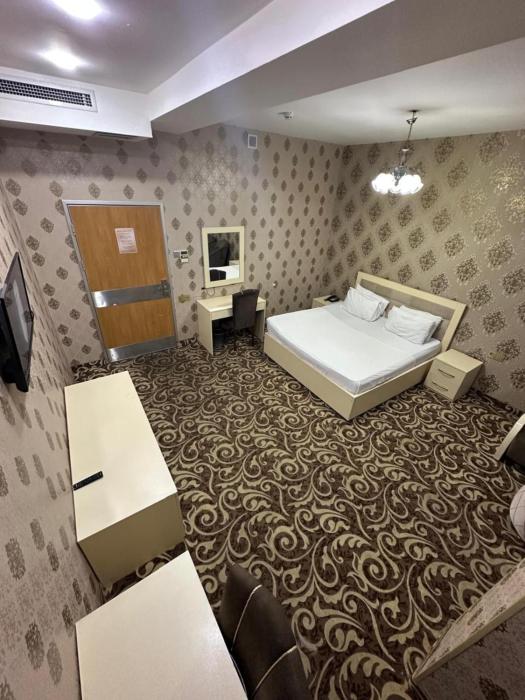 comfort hotel baku
