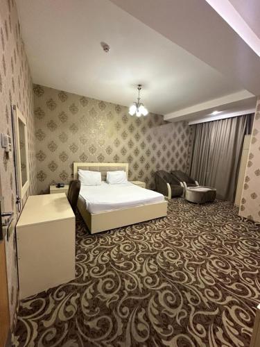 comfort hotel baku