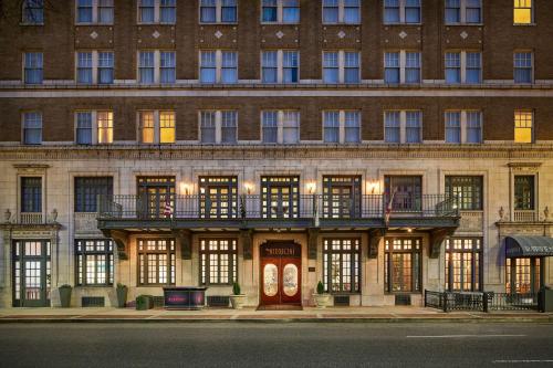 redmont hotel birmingham curio collection by hilton