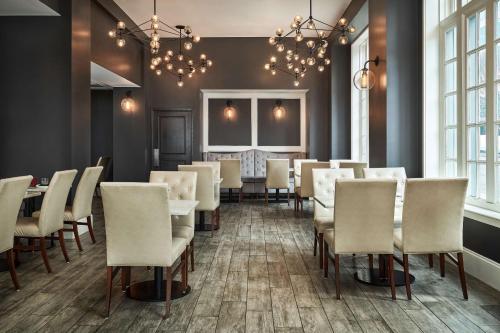 redmont hotel birmingham curio collection by hilton