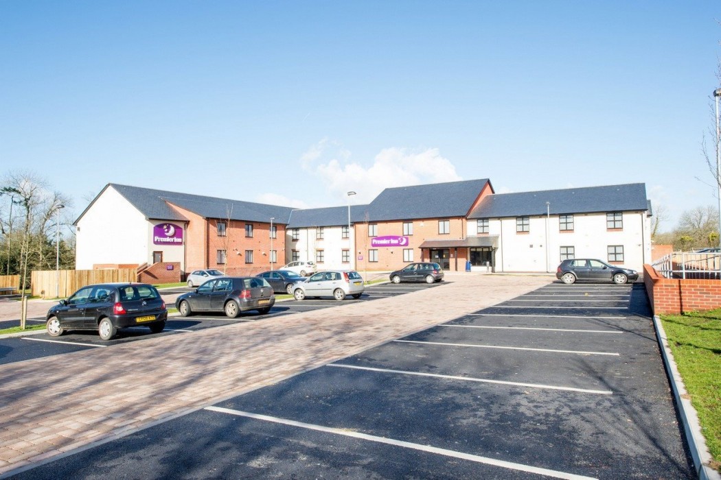 premier inn haverfordwest north a40