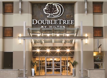 doubletree by hilton hotel and suites pittsburgh downtown