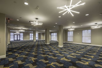 doubletree by hilton hotel and suites pittsburgh downtown