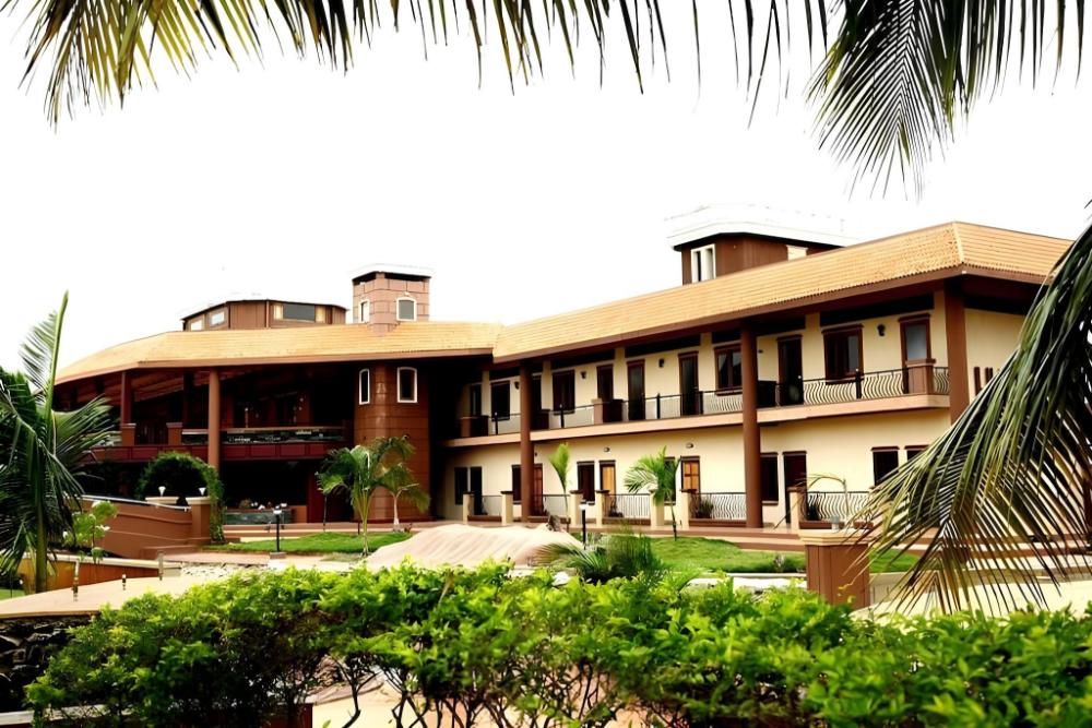 hudson resort villa and spa