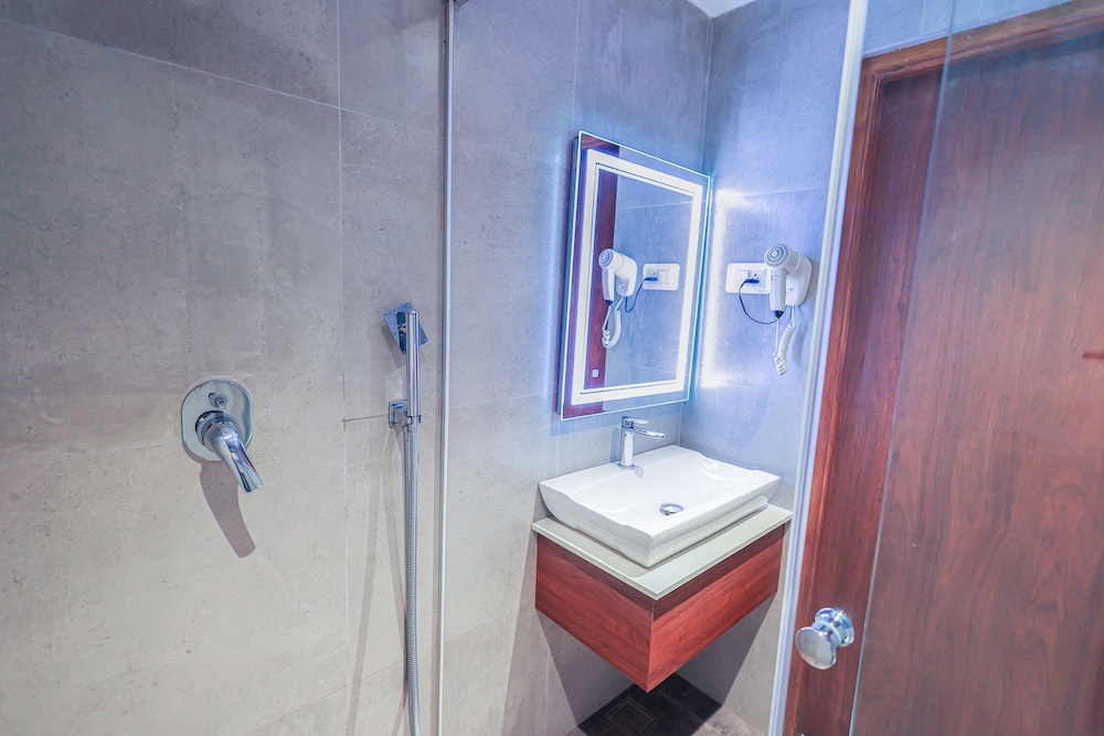 hudson resort villa and spa