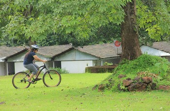 nature trails kundalika kolad