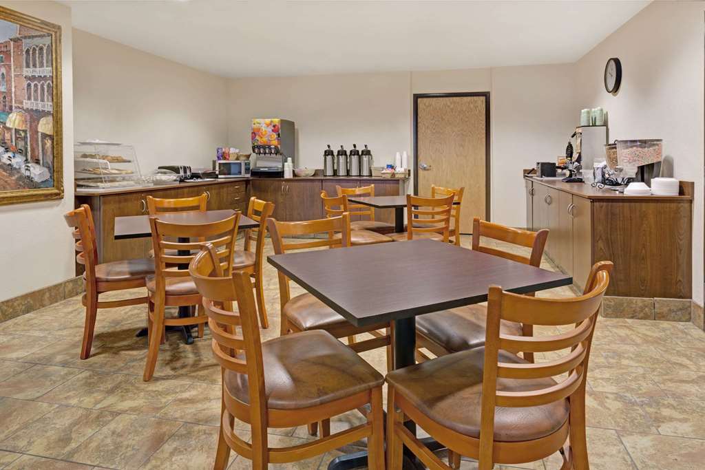 microtel inn and suites by wyndham cheyenne