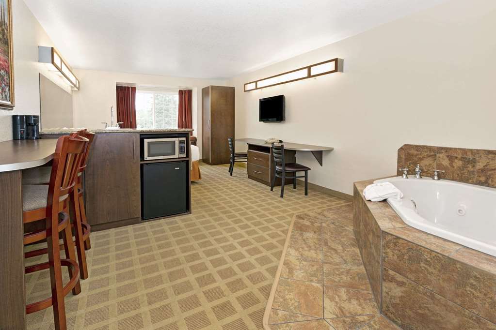 microtel inn and suites by wyndham cheyenne