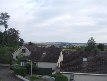 hillside hotel and restaurant