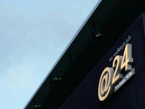 24 boutique hotel