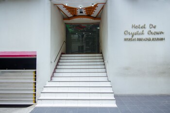 hotel de crystal crown