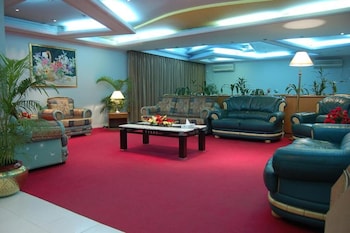 hotel de crystal crown