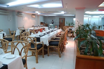 hotel de crystal crown