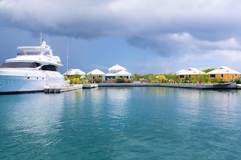 Barefoot Cay Resort,Crawfish Rock>>Brick Bay,4 star