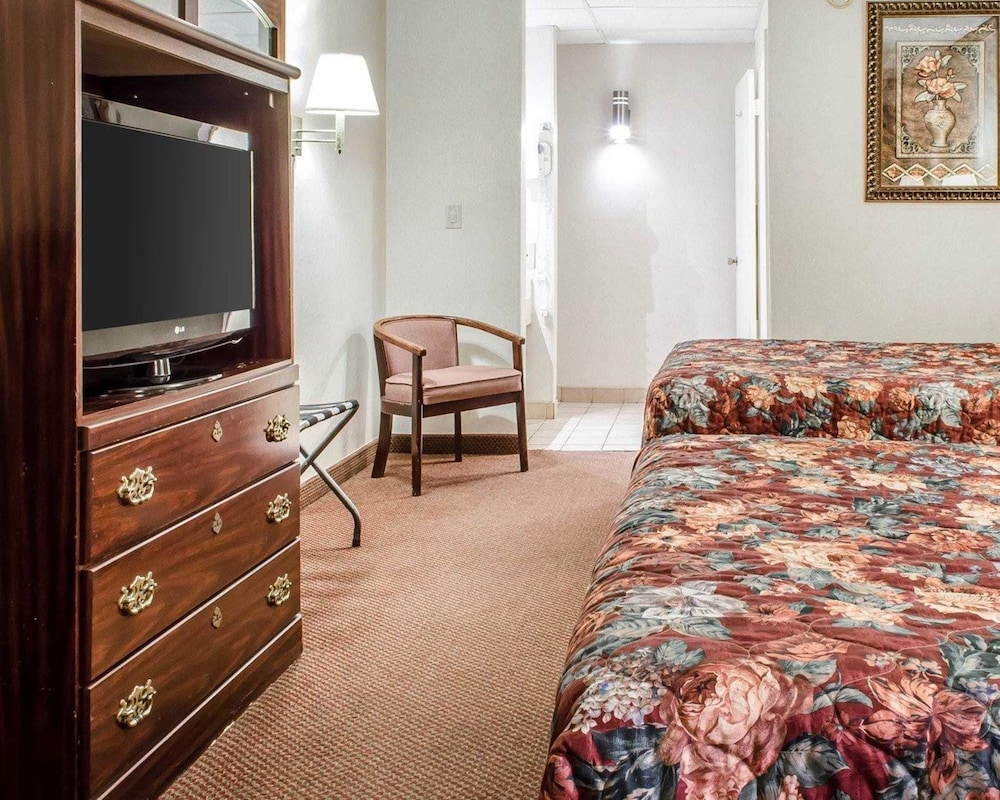 econo lodge frackville