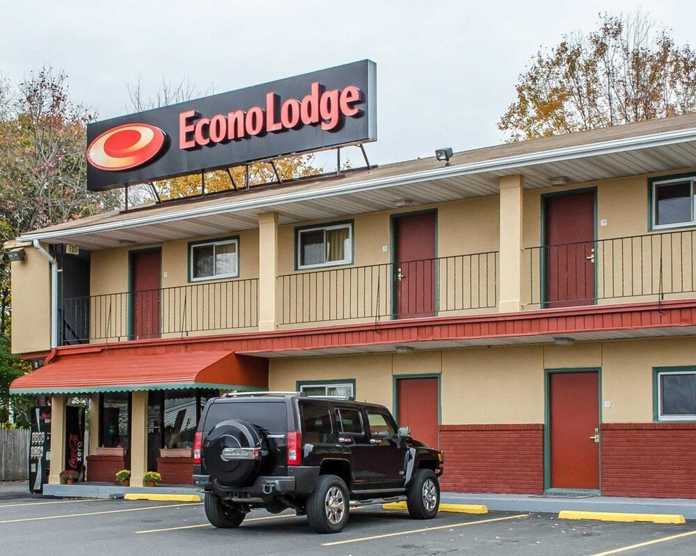 econo lodge frackville