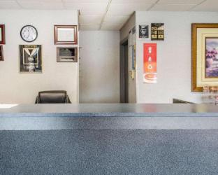 econo lodge frackville