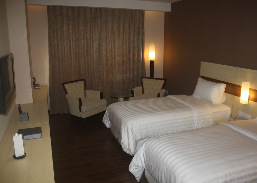 hotel california bandung