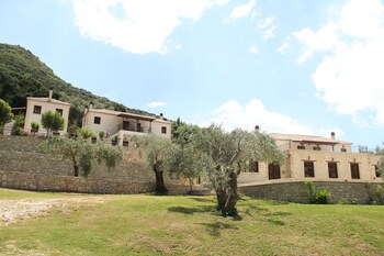 piges hotel at acheron springs