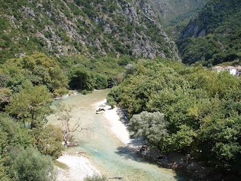 piges hotel at acheron springs