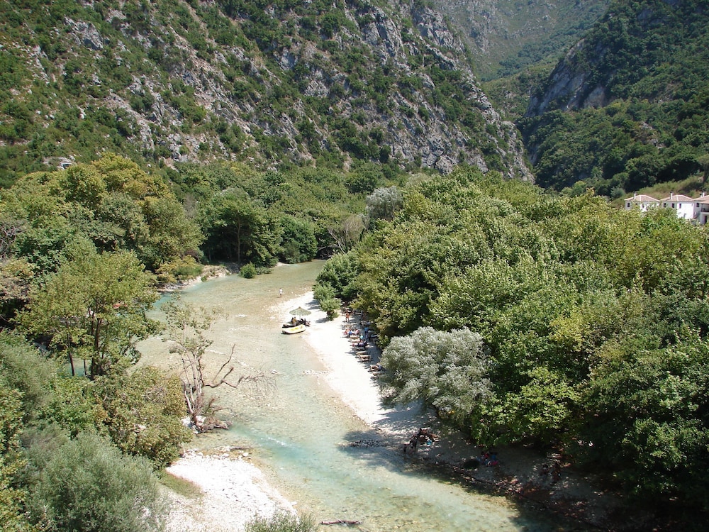 piges hotel at acheron springs