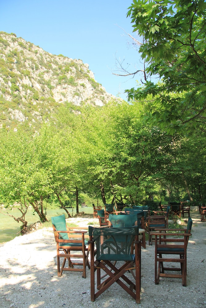 piges hotel at acheron springs