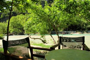 piges hotel at acheron springs