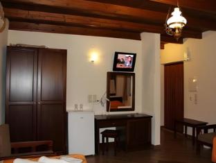piges hotel at acheron springs