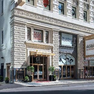 hampton inn majestic chicago theatre district