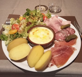 contact hotel le bois sauvage