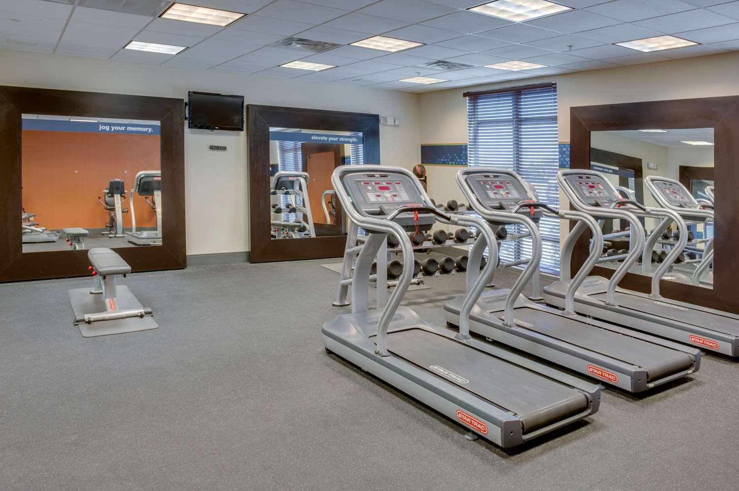 hampton inn chickasha