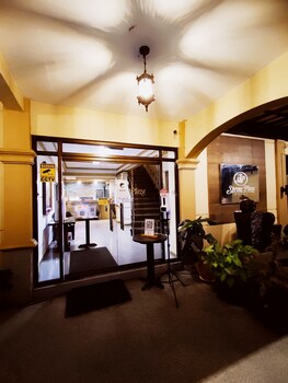 Spring Plaza Hotel,Calabarzon>>Bacoor City,3 star