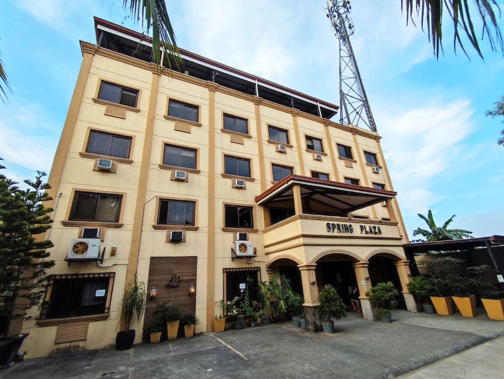 spring plaza hotel