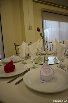 spring plaza hotel