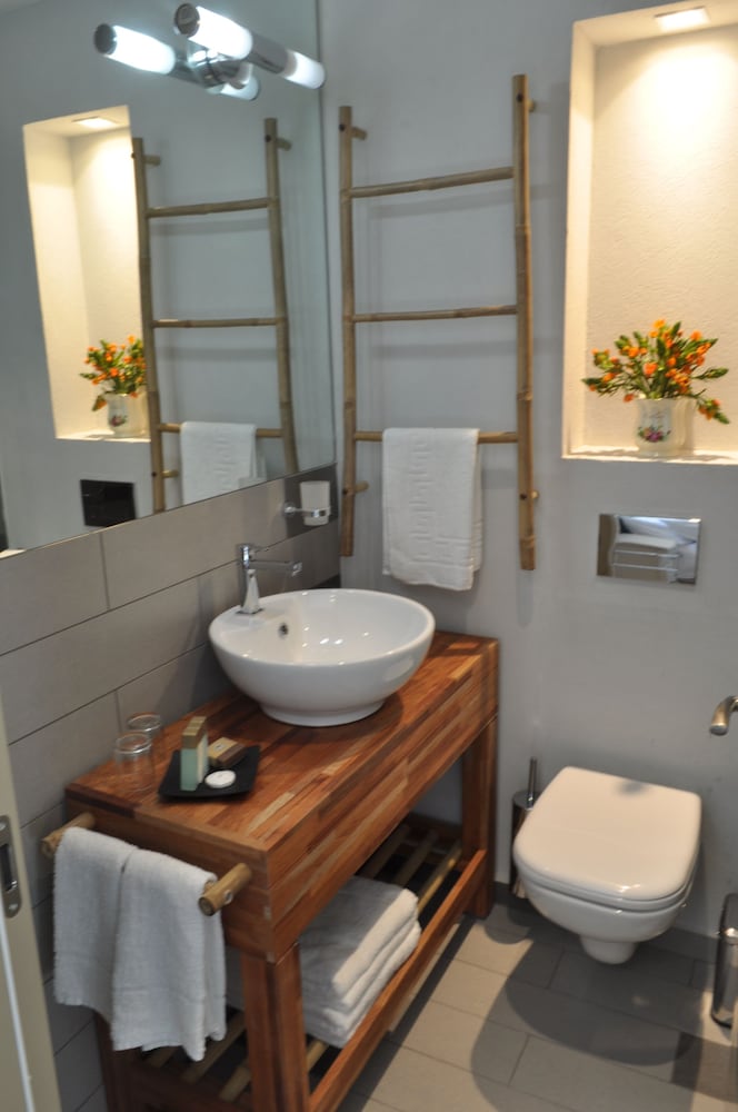 bat galim boutique hotel