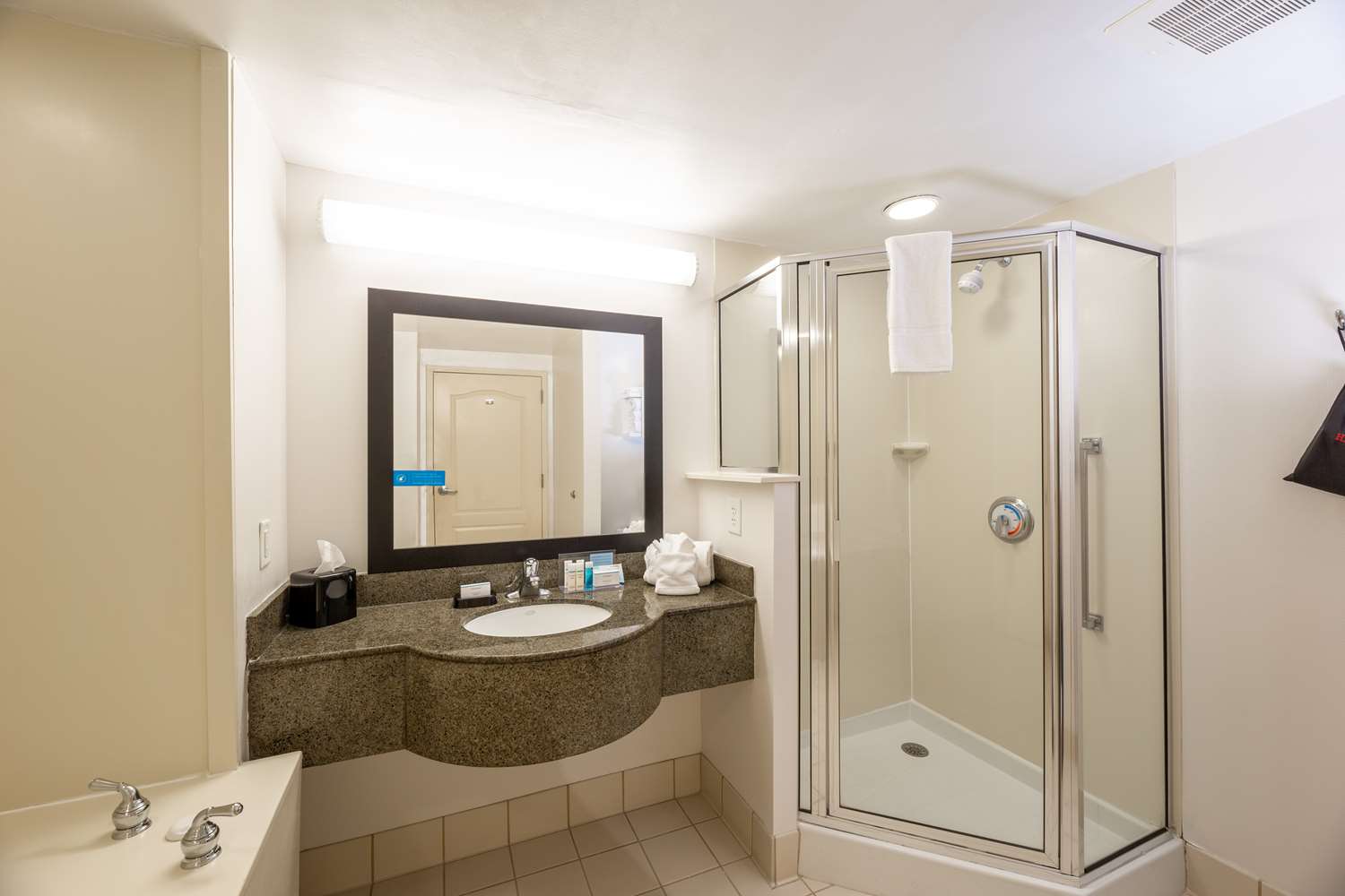 hampton inn lawrenceville duluth