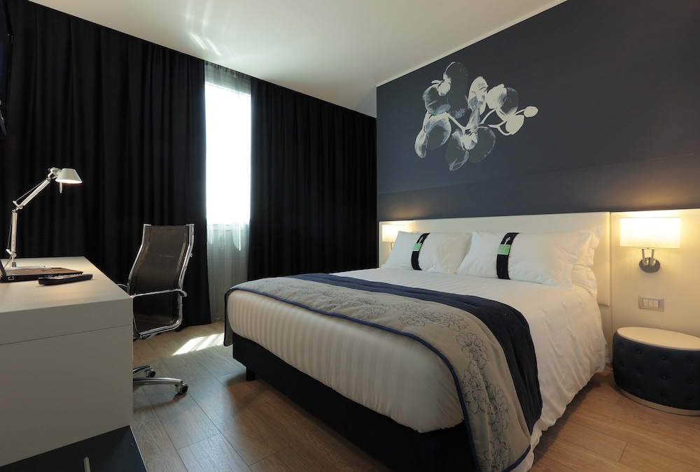 holiday inn milan nord zara by ihg